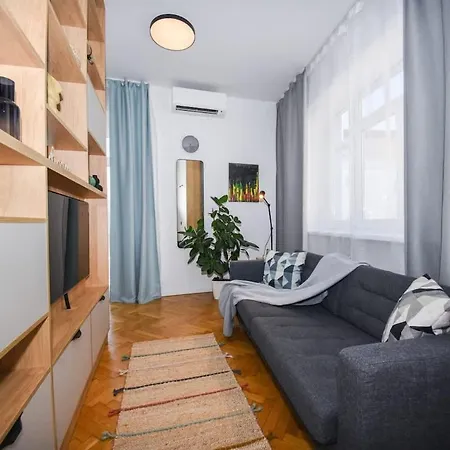 City Center Studio - Comfy & Modern Bratislava Exterior photo