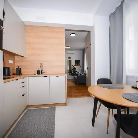City Center Studio - Comfy & Modern Bratislava Exterior photo